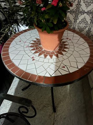 Mesa de forja y 4 sillas
