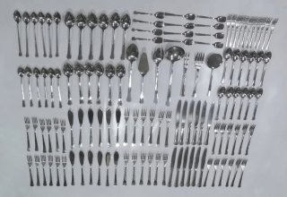 Preciosa cubertería Dalia INOX 18/8, 126 pzs.