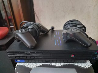 Consola PlayStation 2 (PS2) con 2 Mandos