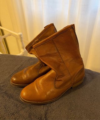 Botines de piel marrones