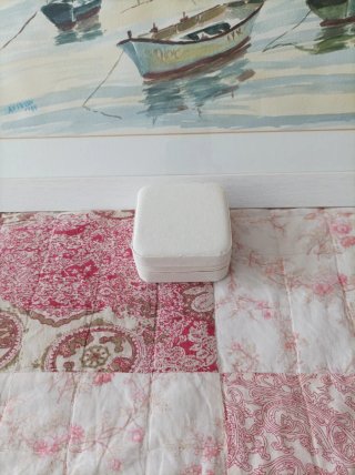 Cartera pequeña blanca