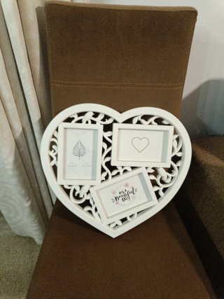 Marco de Fotos con Forma de Corazón
