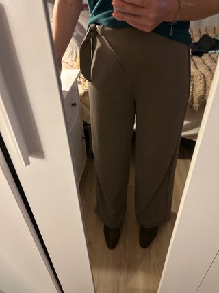 Pantalón recto marrón