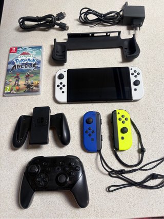 Nintendo Switch OLED con Juegos y Accesorios