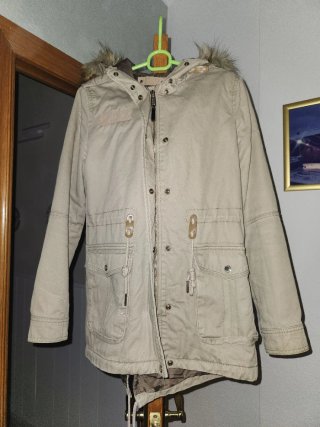 Parka Bershka Caqui Talla XS