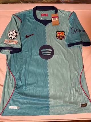 Tercera equipación Barcelona