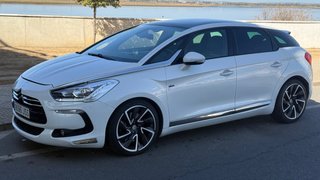 DS5 Hybrid4 200 CV Automático