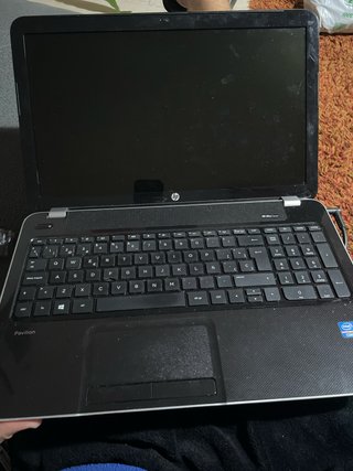Portátil HP Pavilion no funciona creo (negociable)