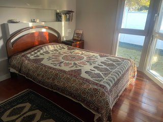 Dormitorio completo de madera