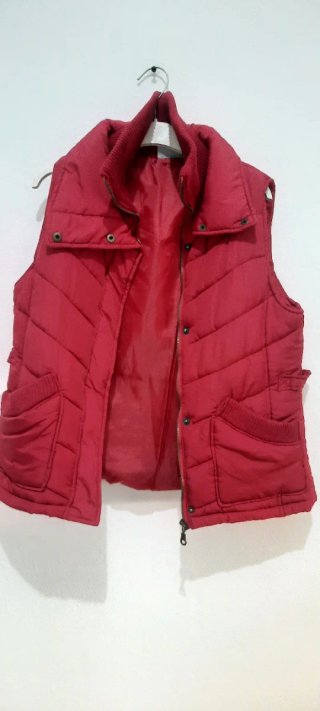 Chaleco Acolchado Burdeos