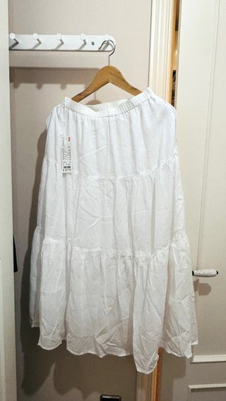 Falda Uniqlo de algodón con bolsillos