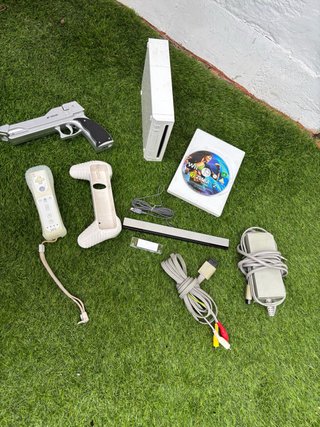 Consola Nintendo Wii Blanca con Accesorios