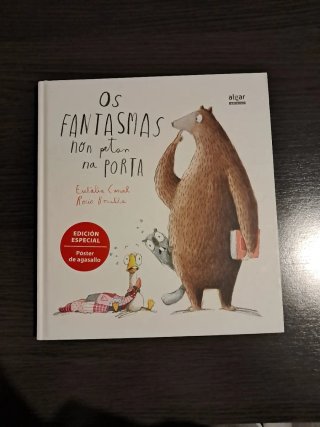 Os fantasmas non petan na porta