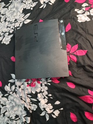 Consola Sony PlayStation 3 Slim Negra