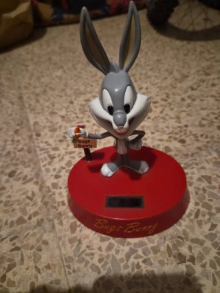 Figura Solar Bugs Bunny