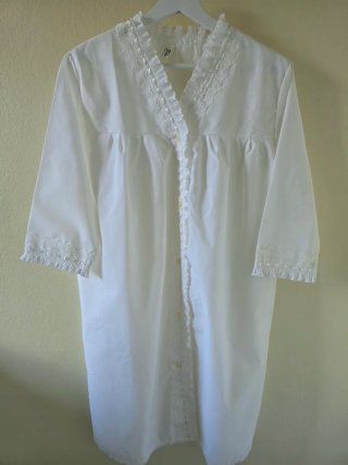 Bata Vintage Blanca