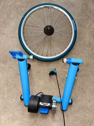 Rodillo Tacx y Rueda de 26 pulgadas