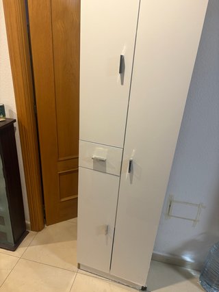 Armario de baño alto blanco