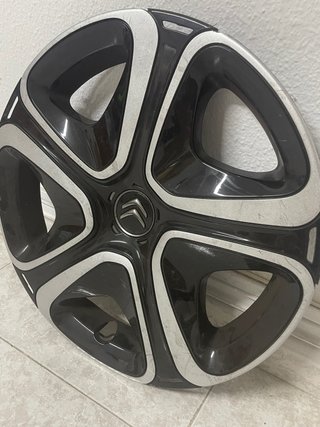 Tapacubos Citroën Babylone 16 pulgadas negro plata
