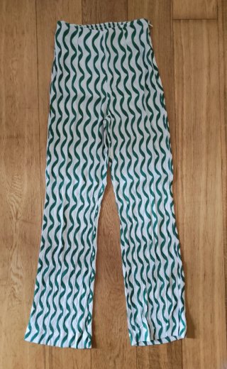 Pantalón con Estampado Ondulado