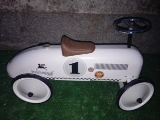 Coche Correpasillos ItsImagical