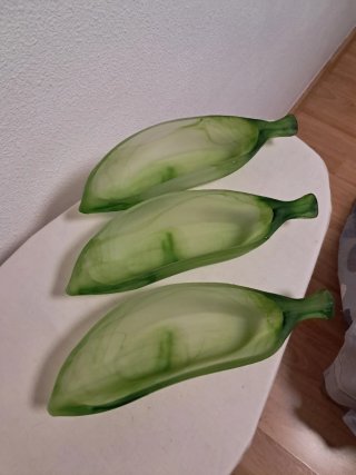 Juego de 3 cuencos de cristal verde forma plátano