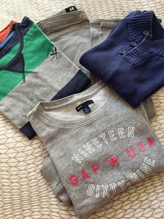 Sudadera infantil GAP Kids + regalo 4 prendas