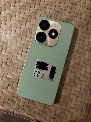 Móvil TECNO Spark Verde 230GB
