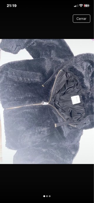 Abrigo de pelo negro Bershka