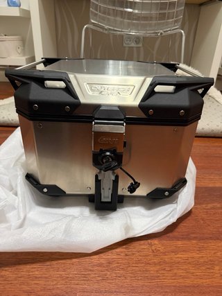 Top Case Givi Outback Evo Aluminio