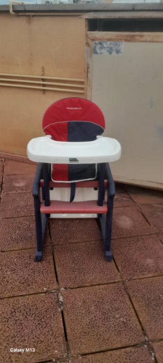 Trona de bebé plegable