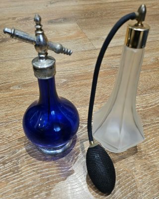 2 Perfumeros de Cristal Antiguos