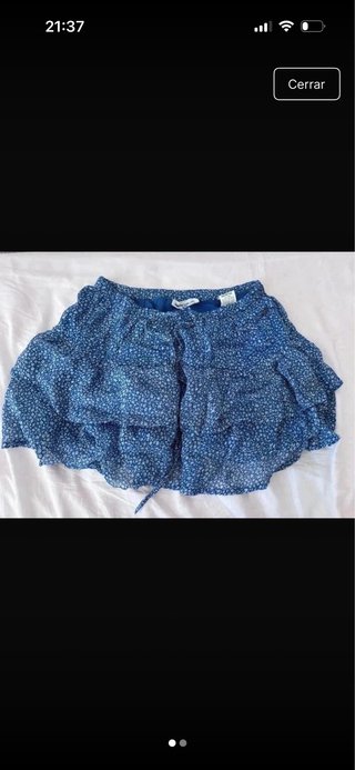 Falda corta azul con estampado de Brownie
