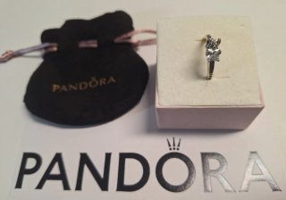 Anillo Pandora Stitch