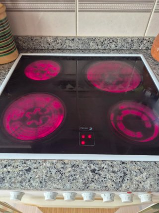 Vitrocerámica con Horno Fagor