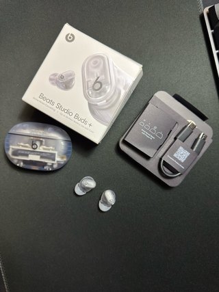 Auriculares Beats Studio Buds +