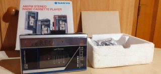 Walkman Sanyo Radio Cassette Player vintage