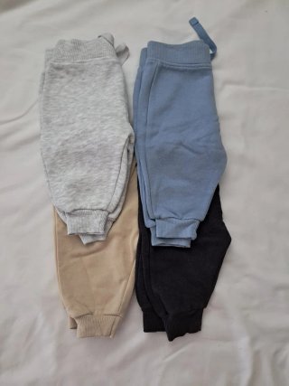 Vendo ropitas de bebe casi nuevas!