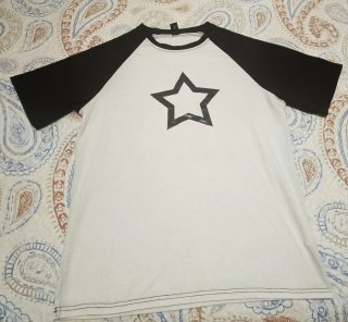Camiseta con Estampado de Estrella