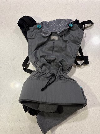 Mochila Portabebés Chicco Gris