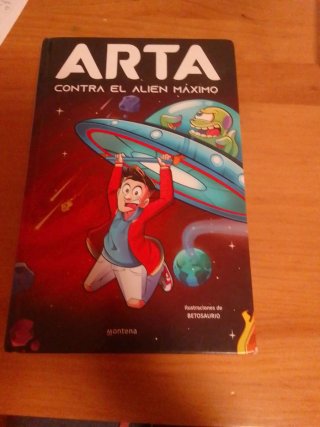 Libro de arta contra el alien maximo