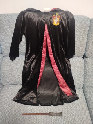 Disfraz Capa Gryffindor Talla 7-8 y Varita Mágica
