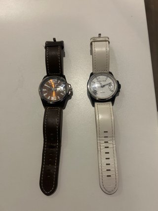 2 Relojes Police
