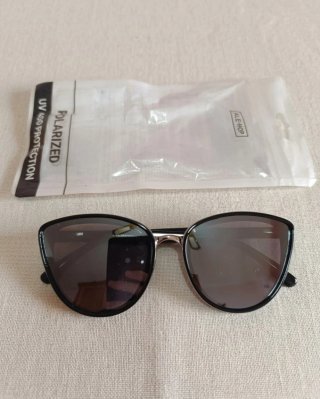 Gafas de Sol Polarizadas Negras - Nuevas con funda