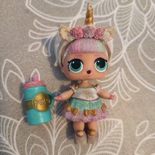 Muñeca LOL Surprise Unicornio con purpurina