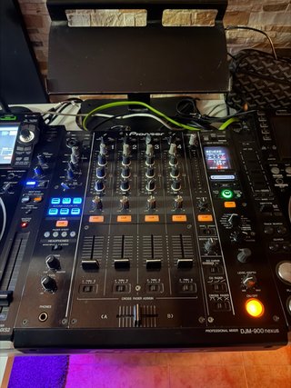 Mesa de Mezclas Pioneer DJM-900 Nexus