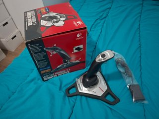 Joystick Logitech Freedom 2.4 Cordless