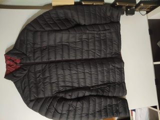 Chaqueta acolchada gris reversible hombre