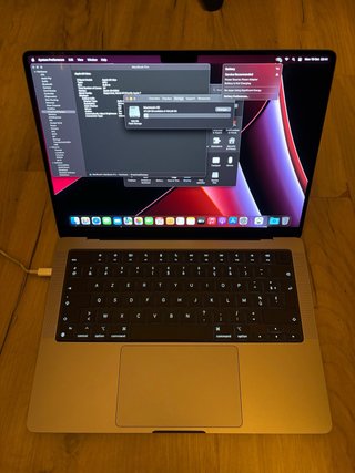 MacBook Pro 14 M1 Max 32GB RAM 500GB SSD