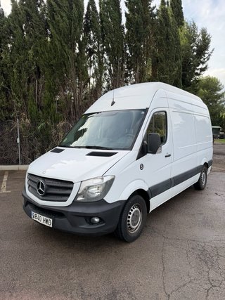 Furgoneta Mercedes sprinter